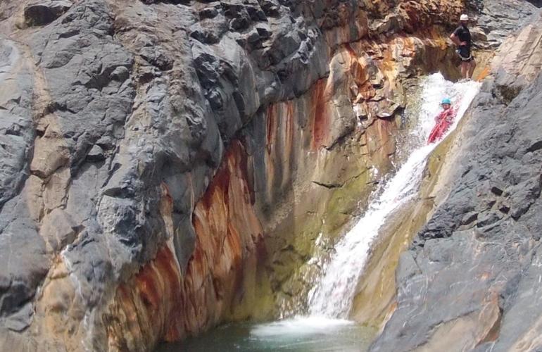canyoning bras rouge